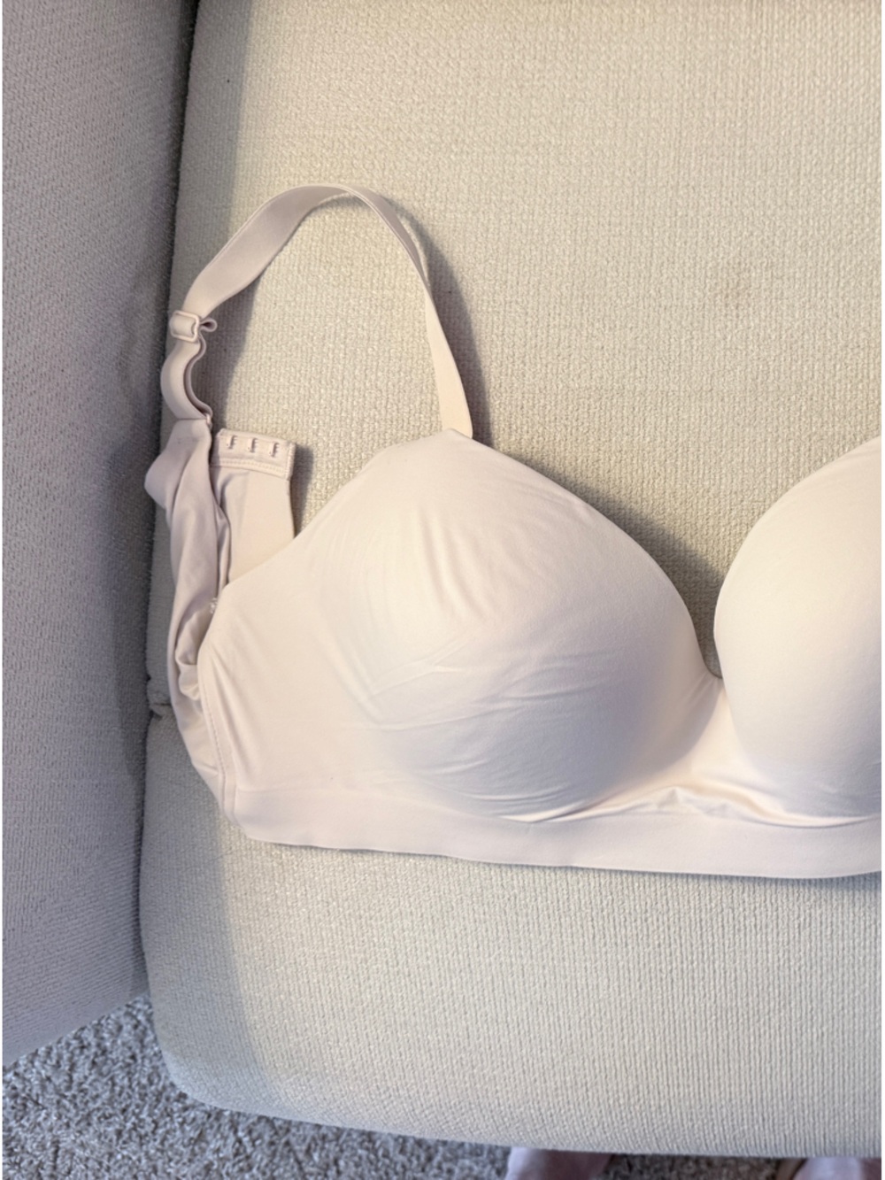 Soma Smooth Padded Bra - Light Blush. Size 40C